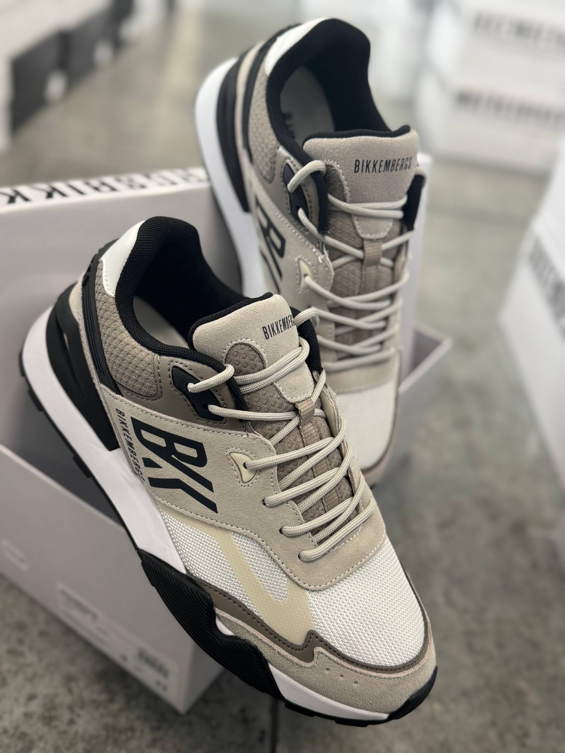 BIKKEMBERGSRICHMOND 6893