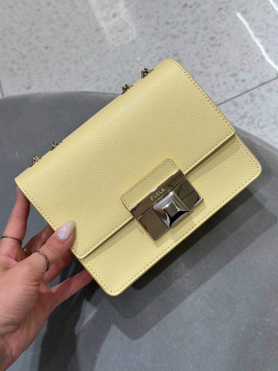 Сумка кросс-боди Furla Venere