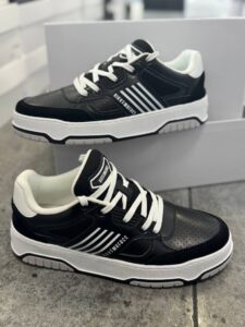 BIKKEMBERGSRICHMOND 6913
