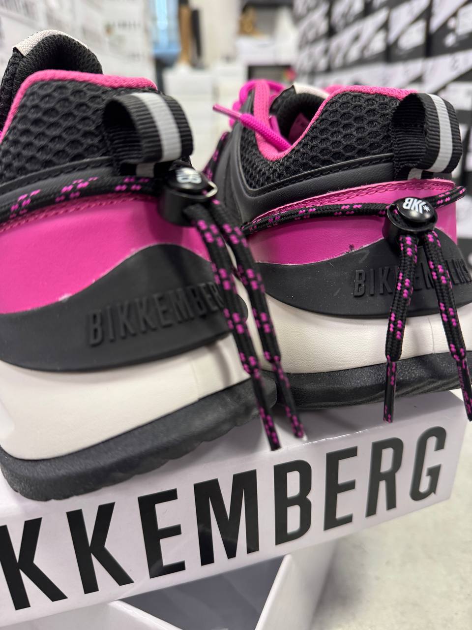 BIKKEMBERGSRICHMOND 6937
