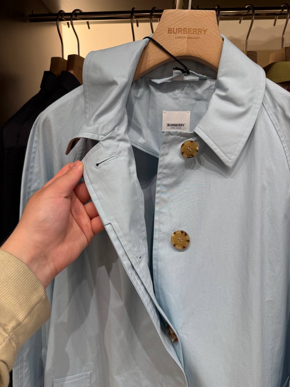 BURBERRY OUTLET 9699