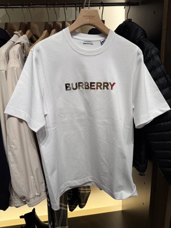 BURBERRY OUTLET 9770