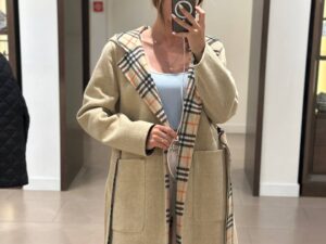 Пальто женское с капюшоном BURBERRY