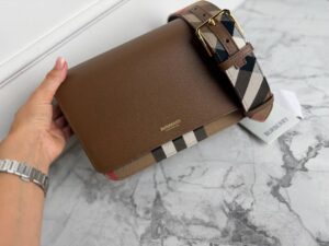 Сумка женская Burberry BURBERRY OUTLET