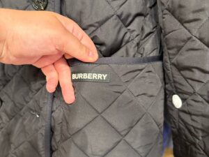 Стеганое пальто Burberry BURBERRY OUTLET