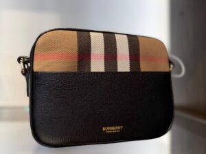 Сумка Burberry SM Camera BURBERRY