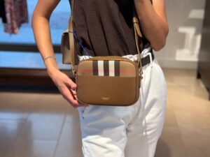 Кожаная сумка Burberry Camera BURBERRY