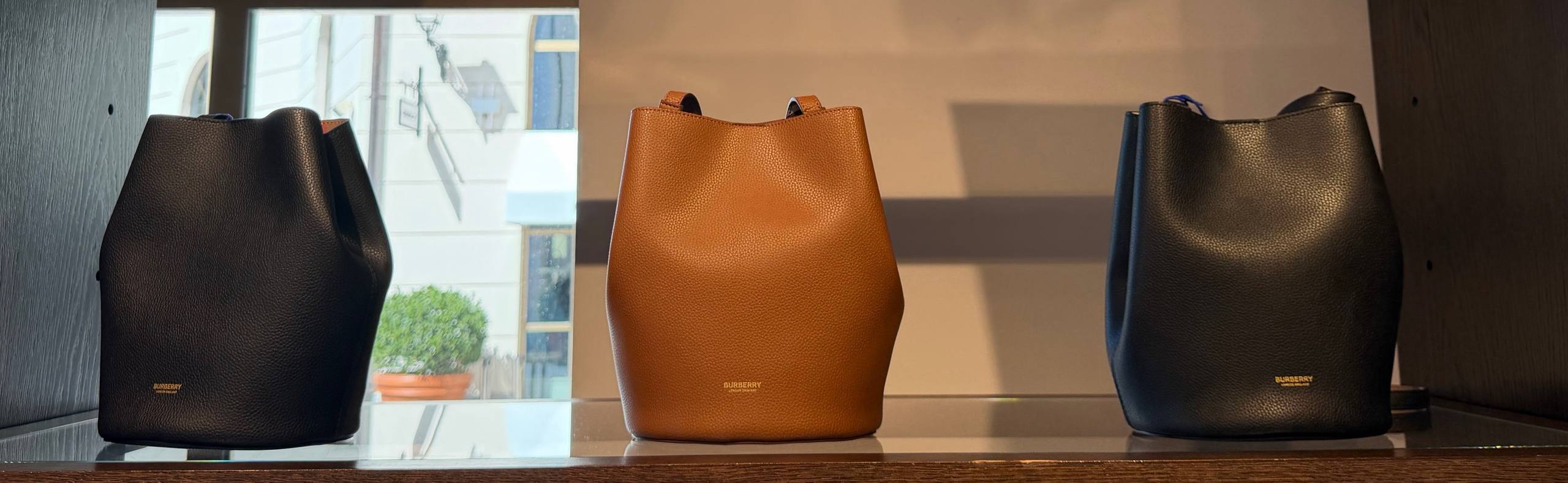 Кожаная сумка Burberry Bucket Bag