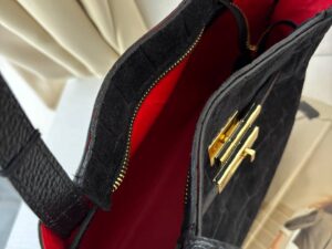 Сумка женская замшевая черная LEATHER