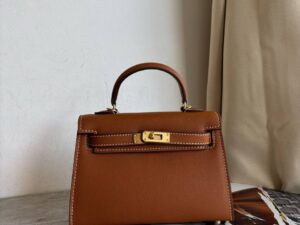Сумка женская из кожи LEATHER