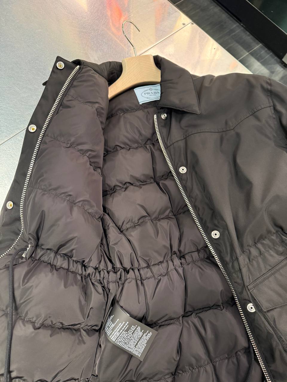 Пуховик Prada Re-Nylon Prada Outlet