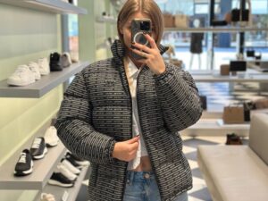 Пуховик женский Prada Prada Outlet