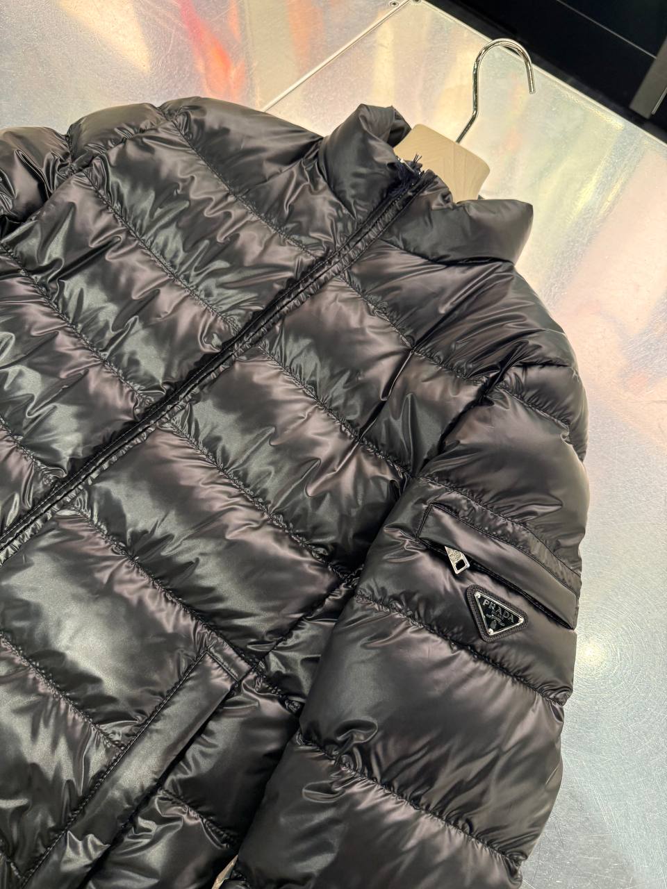 Пуховик женский Prada Prada Outlet