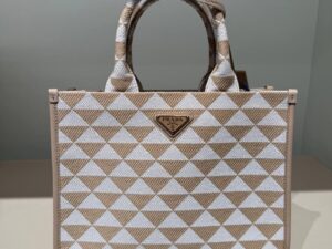 Сумка Prada Triangolo Jacquard Prada