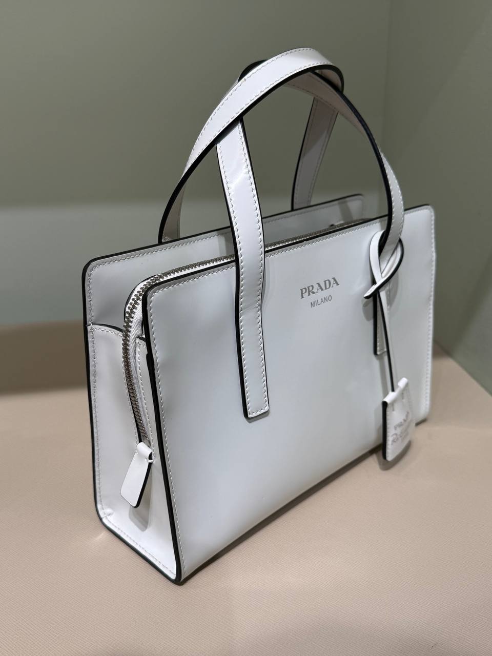 Сумка Prada Re-Edition 1995 Prada