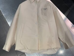Куртка Prada Re-Nylon Piuma Prada