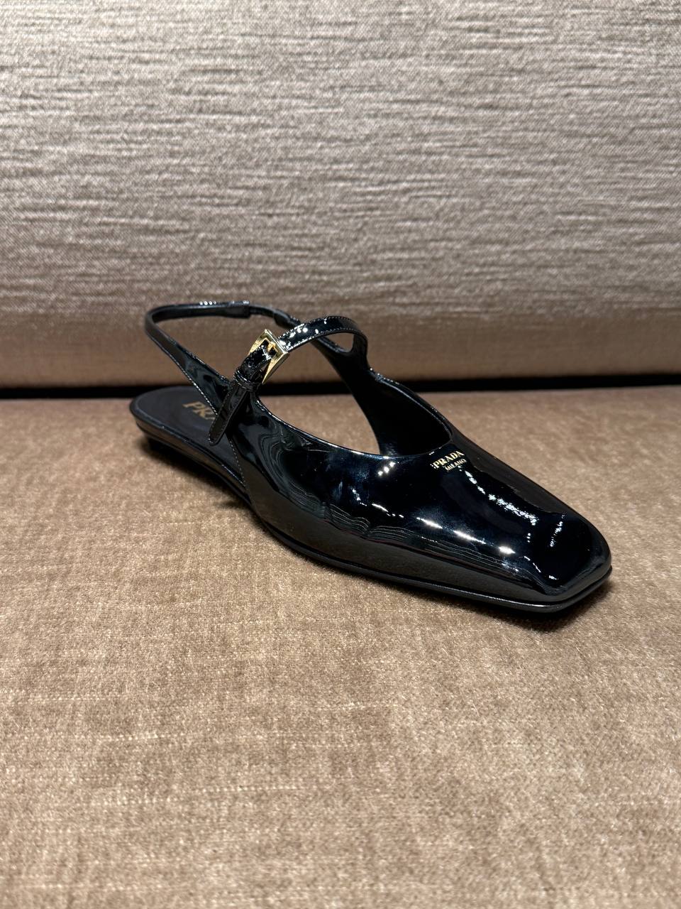 Лакированные слингбэки Prada Prada Outlet