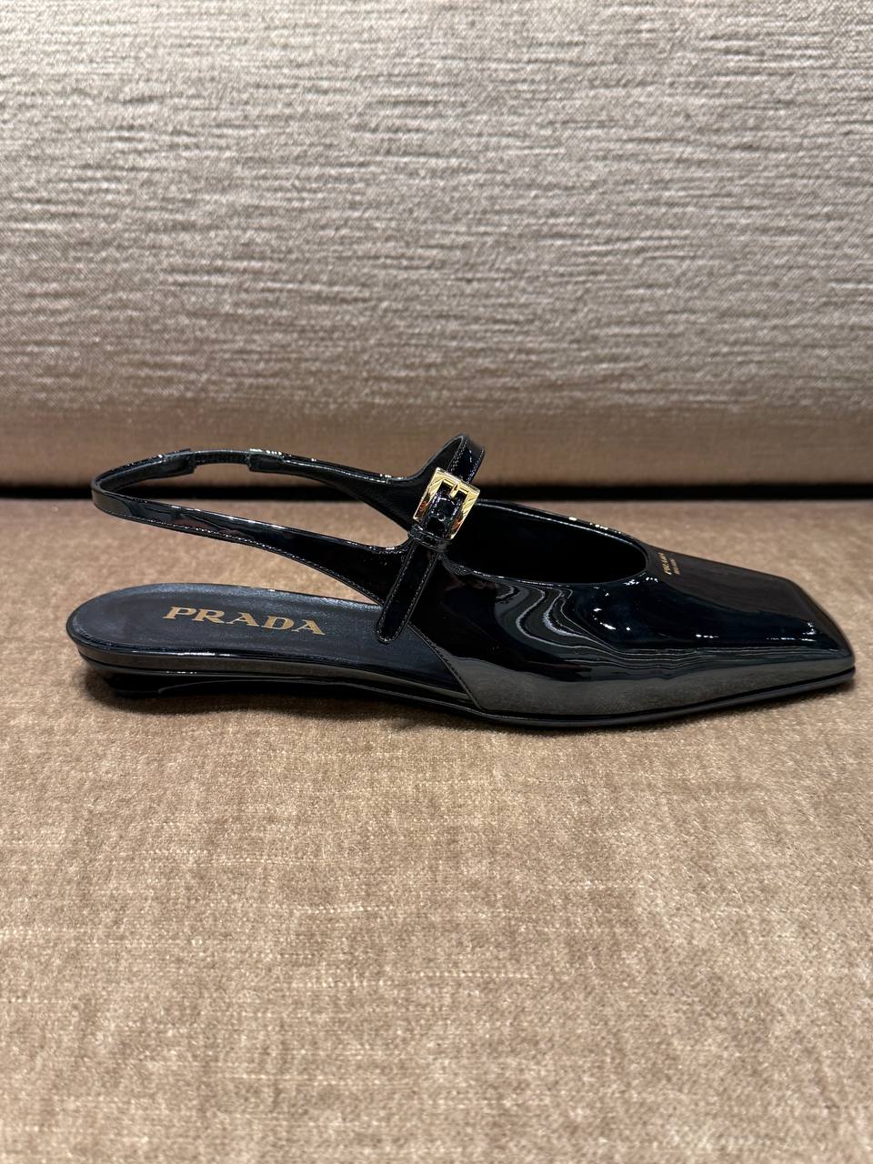 Лакированные слингбэки Prada Prada Outlet