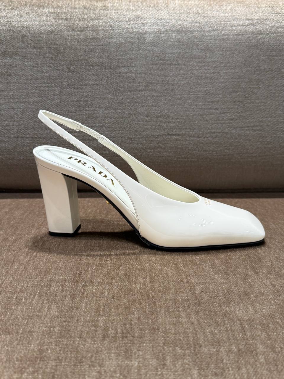 Слингбэки женские Prada Prada Outlet