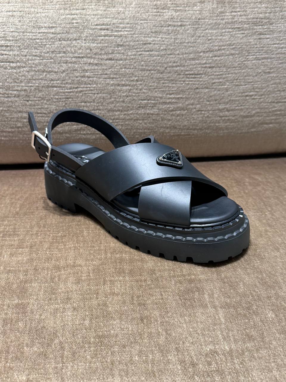Сандалии женские Prada Soft Cage