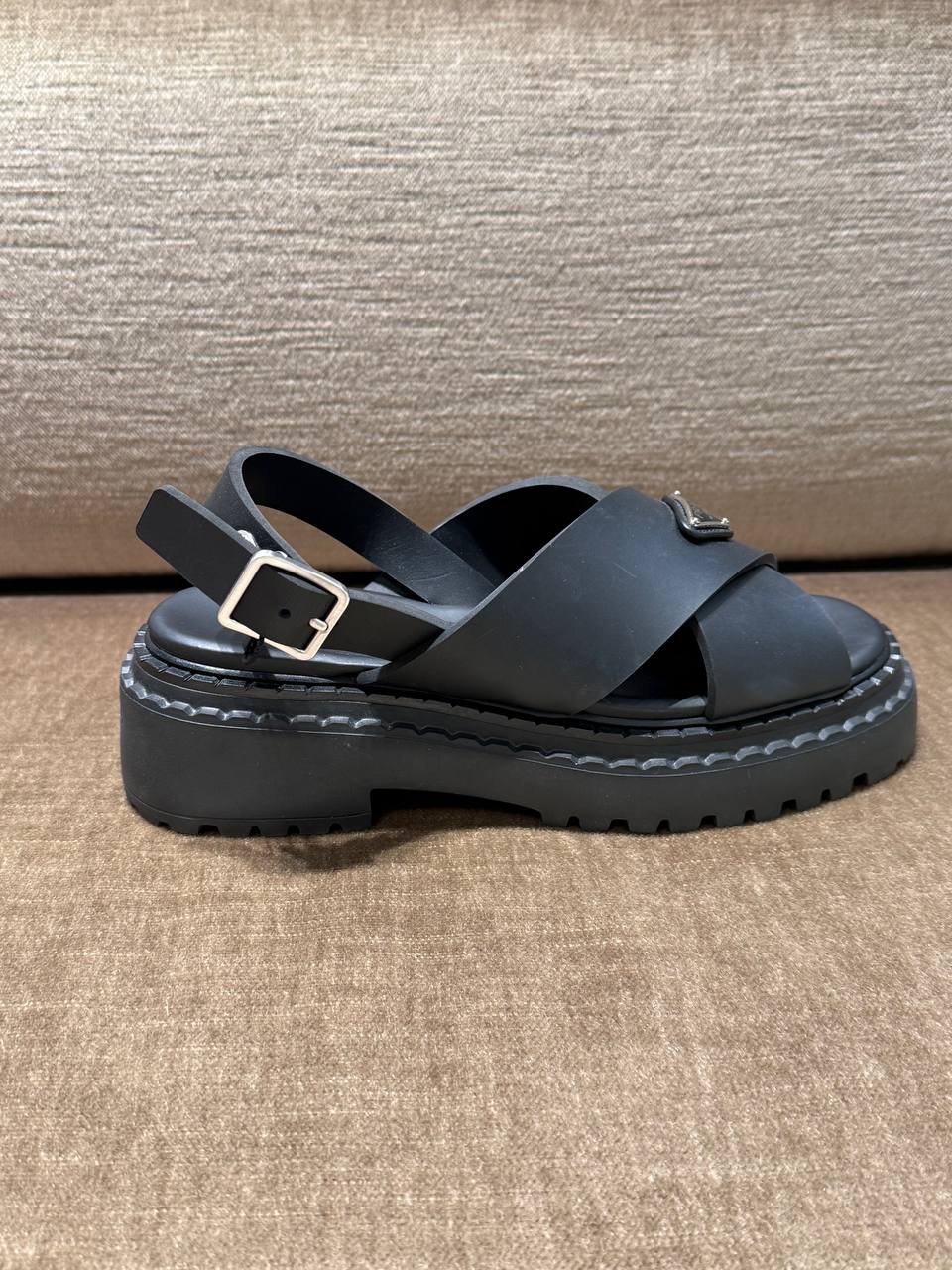 Сандалии женские Prada Soft Cage