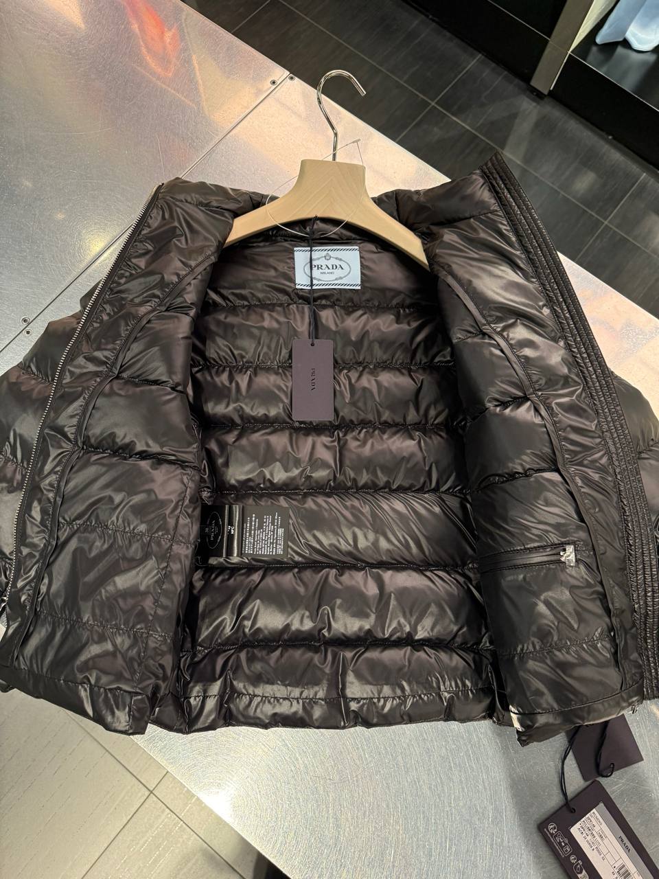 Пуховик женский Prada Prada Outlet 2