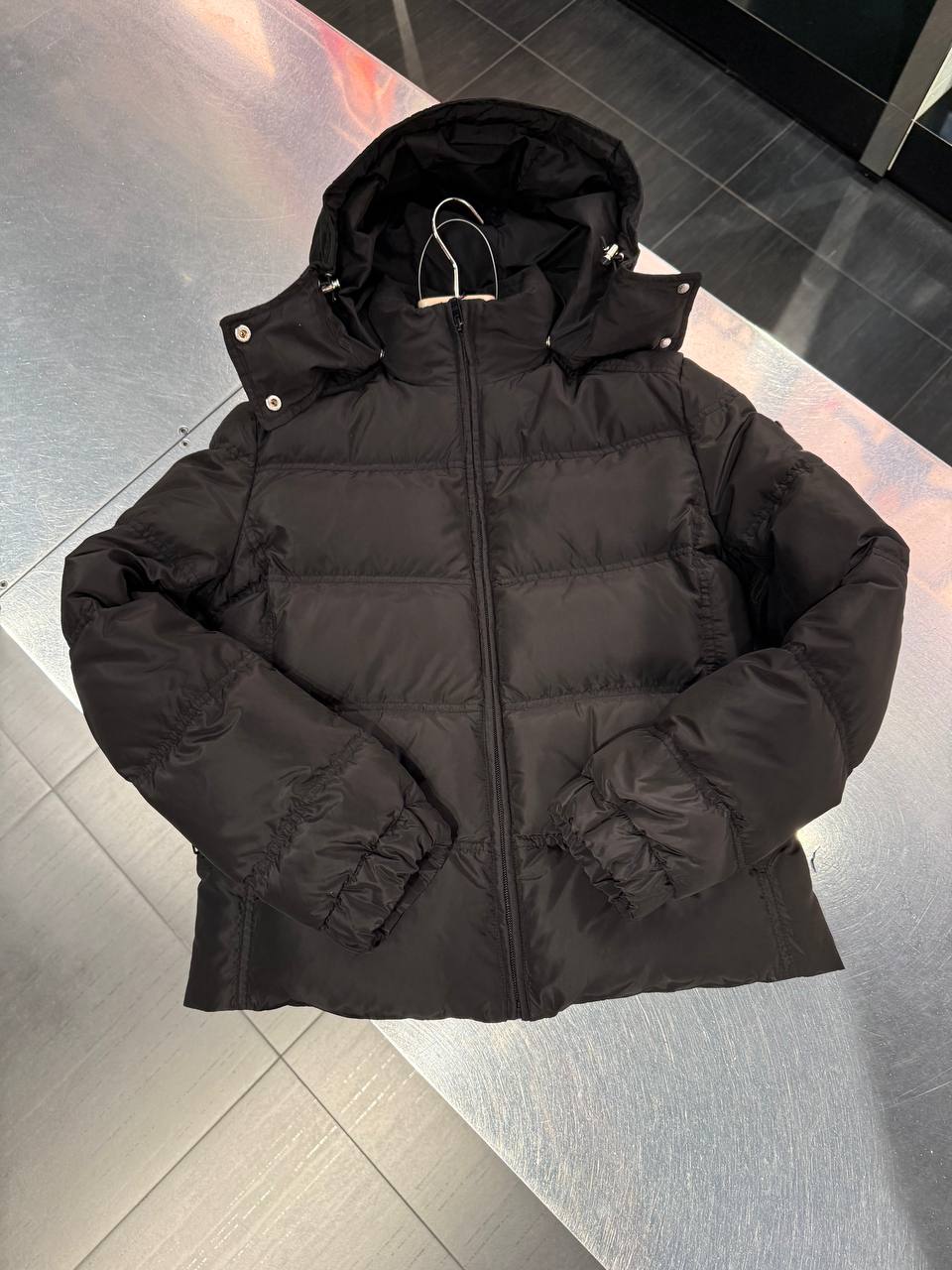 Пуховик женский Prada Prada Outlet