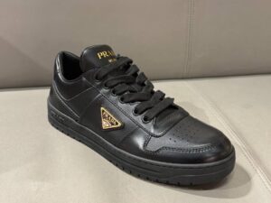 Кроссовки женские Prada Prada Outlet
