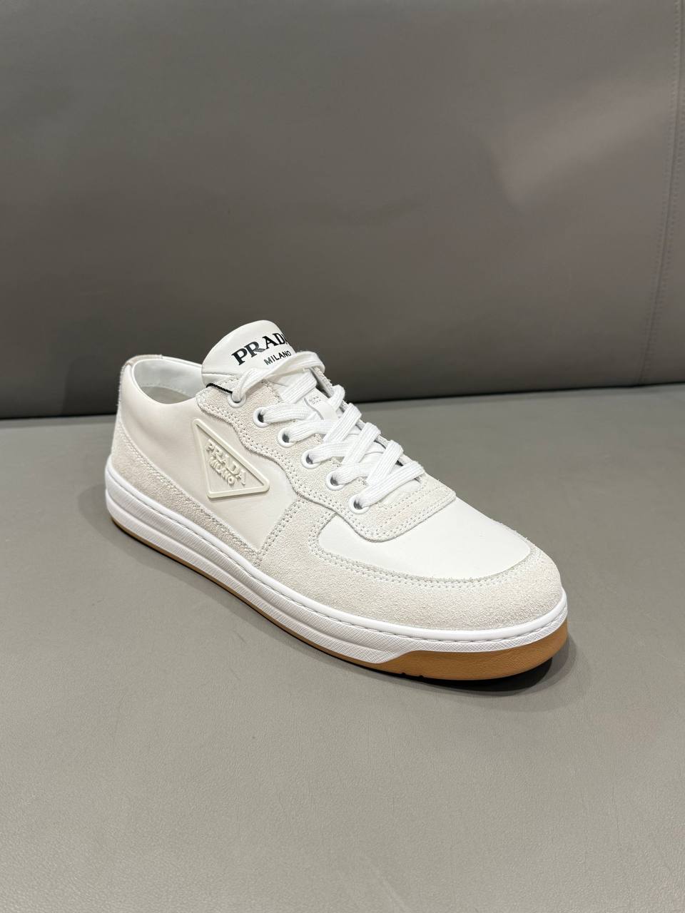 Кроссовки женские Prada Prada Outlet