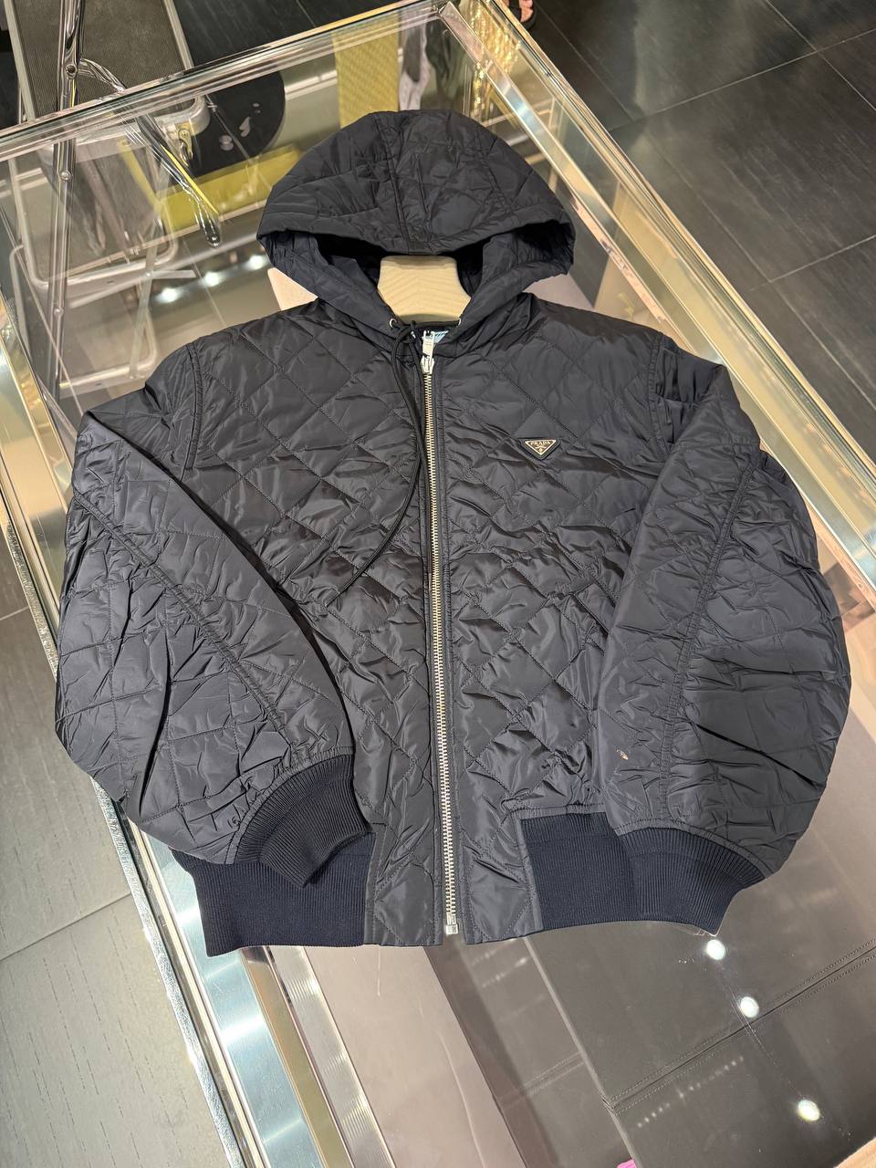 Куртка женская Prada Re-Nylon Prada