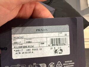 Пуховик Prada с мехом Prada — фото 1 Пуховик Prada с мехом Prada