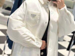 Куртка женская Prada Prada Outlet