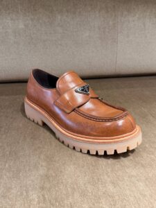 Лоферы мужские Prada Vitello Prada