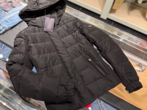 Пуховик женский Prada Prada Outlet