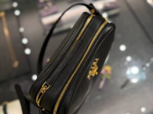Кожаная сумка Prada Vitello Phenix — фото 1 Кожаная сумка Prada Vitello Phenix