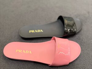 Шлепанцы женские Prada Vernice Prada