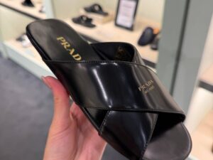 Шлепанцы женские Prada Spazzolato Prada