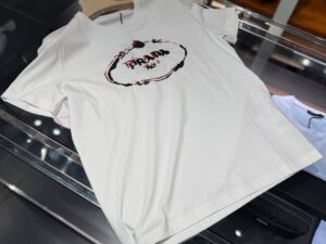 Футболка Prada с принтом Prada
