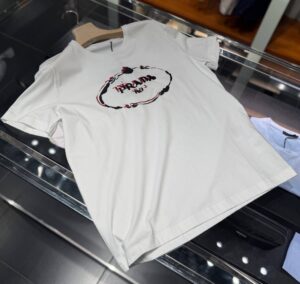 Футболка Prada с принтом Prada