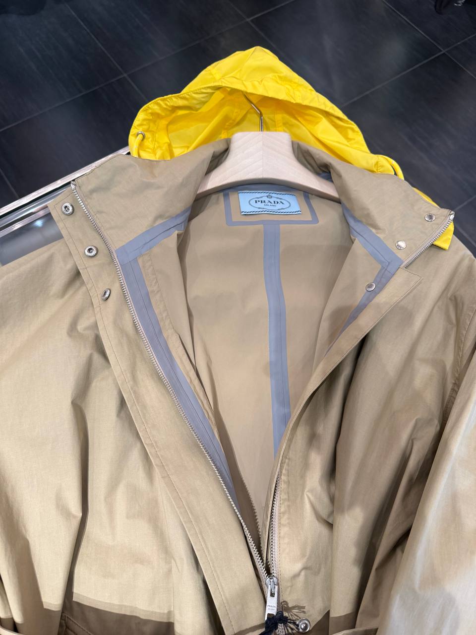 Плащ Prada Popeline Tec Prada