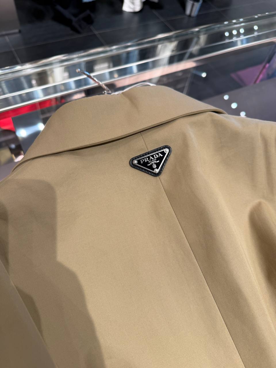 Жакет женский Prada с ремнем