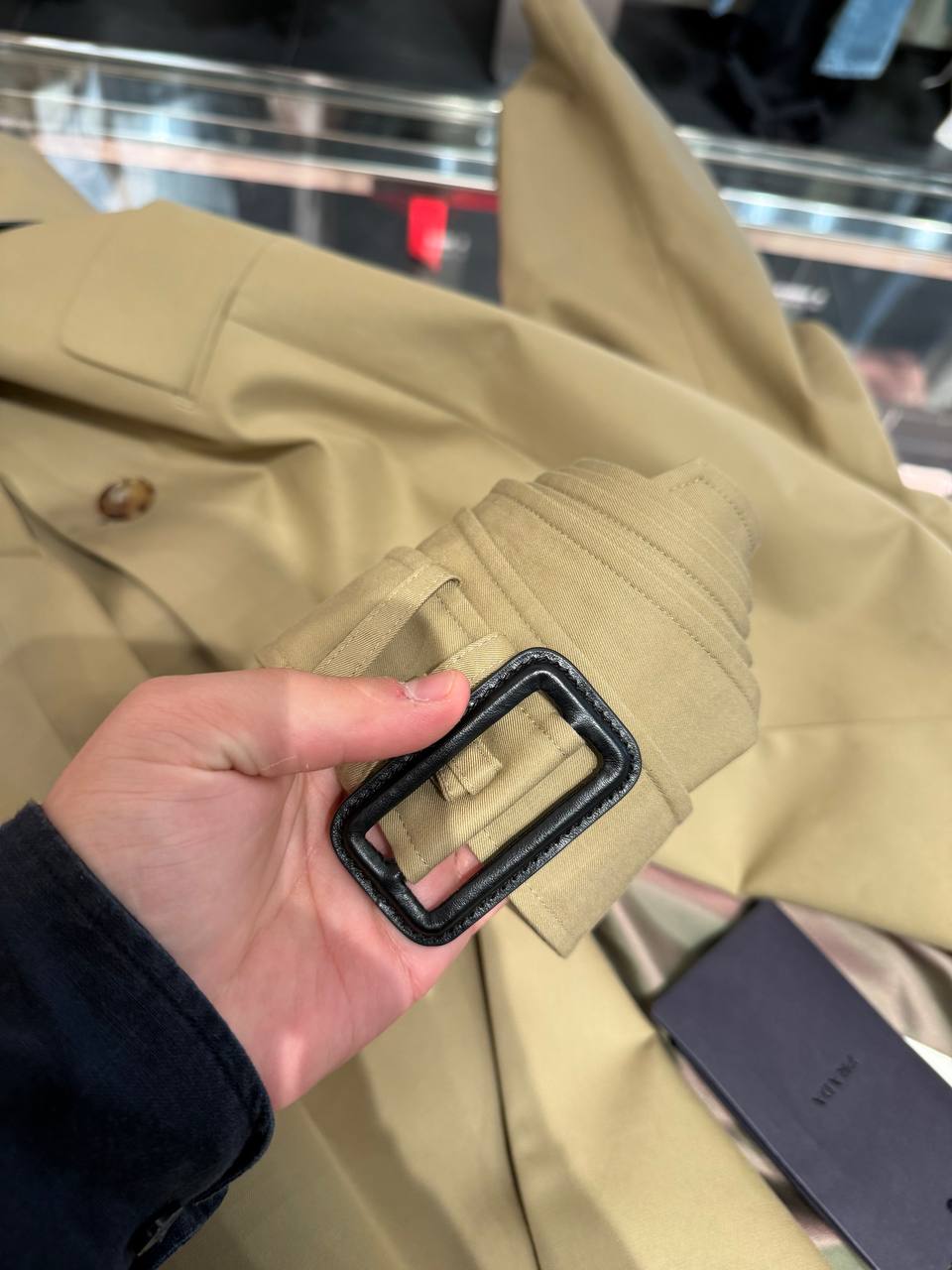 Жакет женский Prada с ремнем