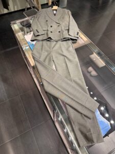 Брюки классические Prada Prada Outlet