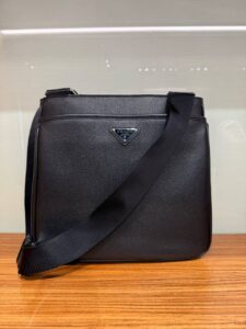 Сумка кожаная Prada Bandoliera Prada