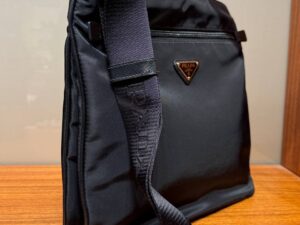 Сумка через плечо Prada Prada