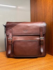 Сумка кожаная Prada Prada Outlet