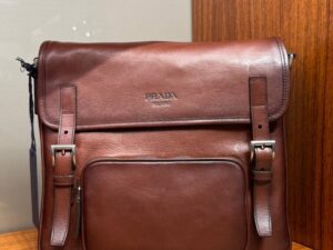 Сумка кожаная Prada Prada Outlet