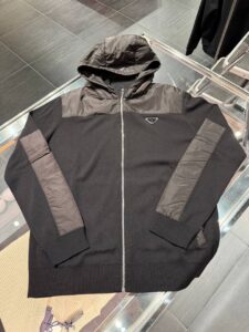 Кардиган Prada с капюшоном Prada
