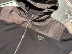 Кардиган Prada с капюшоном Prada