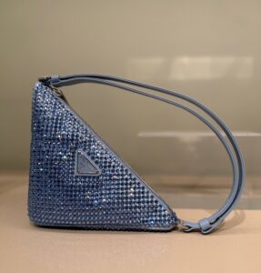 Сумка Prada с кристаллами Prada